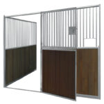 Offene vordere Schwingtür